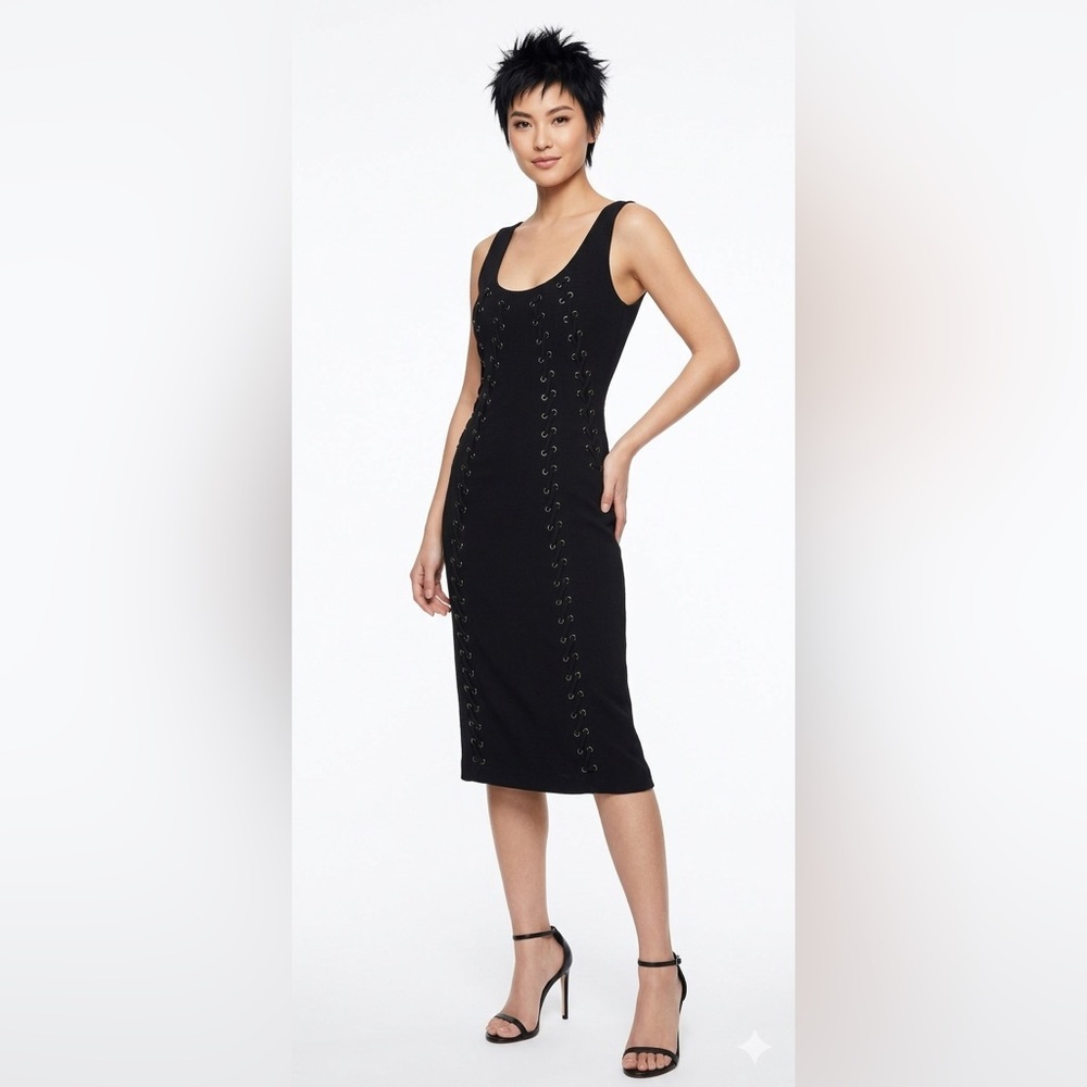 BEDO Sleeveless sexy short black dress with chain link design Size Medium